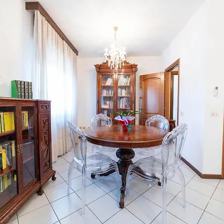 Casa Wanda Lawanda Apartment