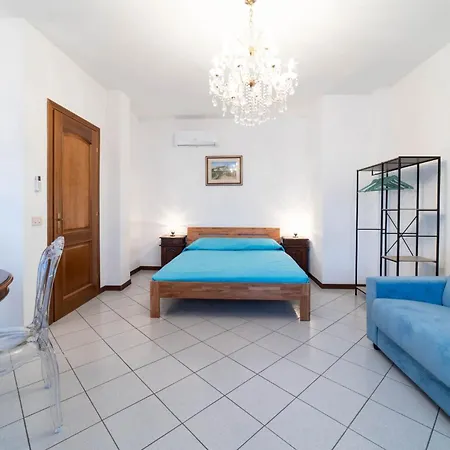 Casa Wanda Lawanda Apartment Oristano